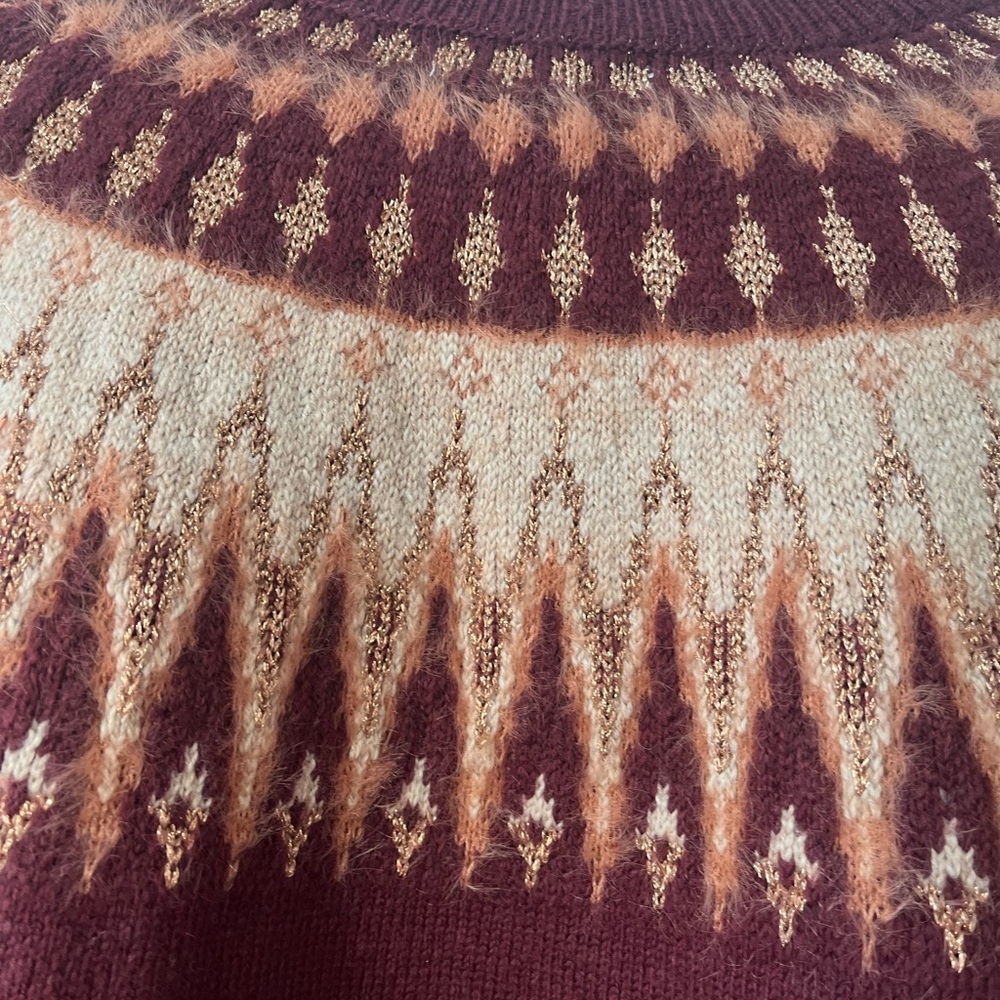 Style and Co Burgundy Knit Sweater with Patterned Yoke
Machine wash gentle cold - Picture 9 of 9